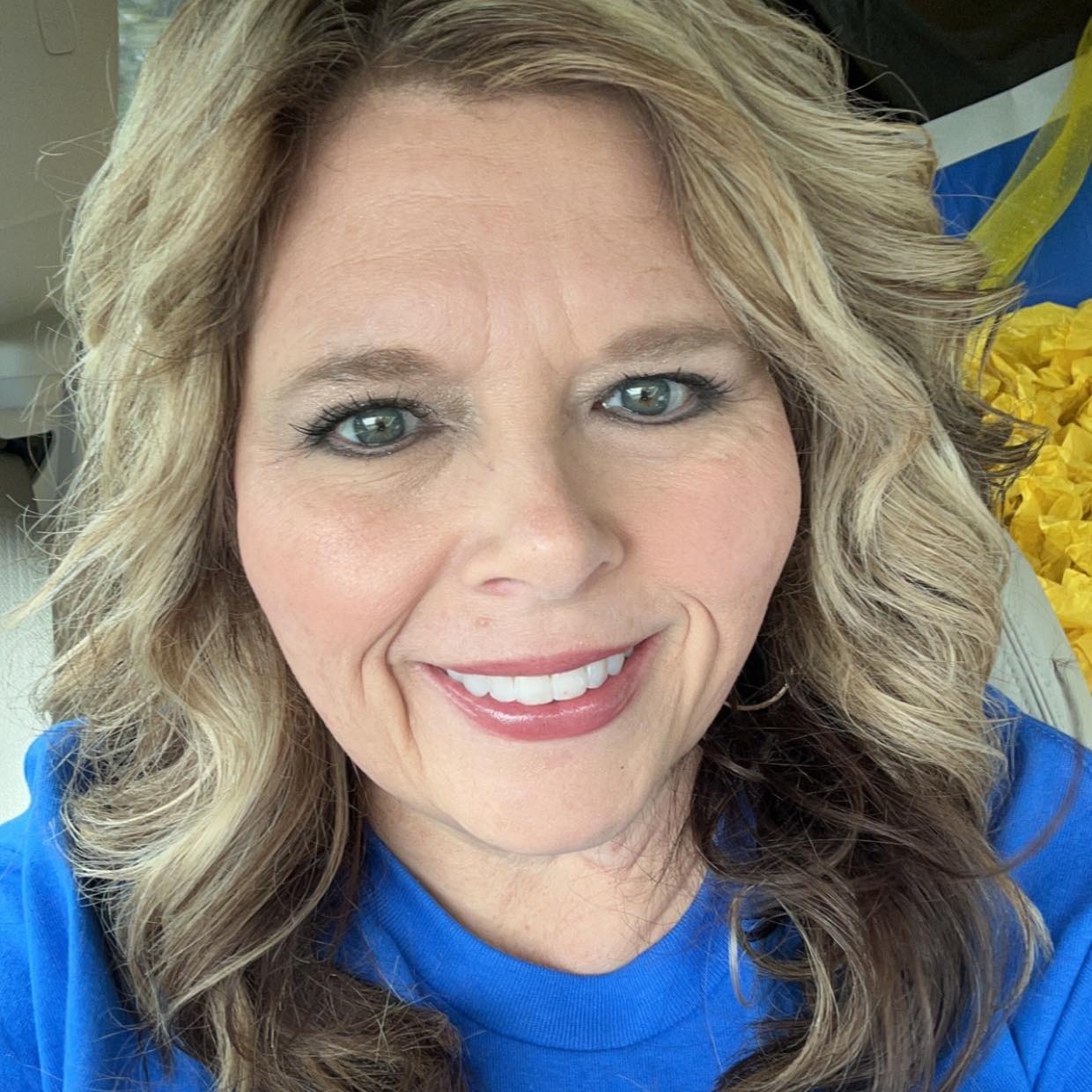 Loving on Keely, Daniel and Kate Wooten Give InKind